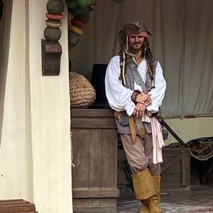 Meet your Posher, Michael